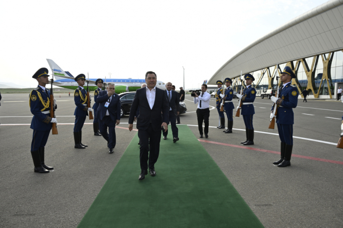News about - President of Kyrgyzstan concludes his visit to Azerbaijan 