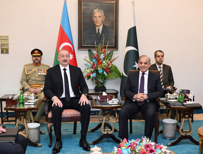Azerbaijani president, Pakistani premier meet in Islamabad