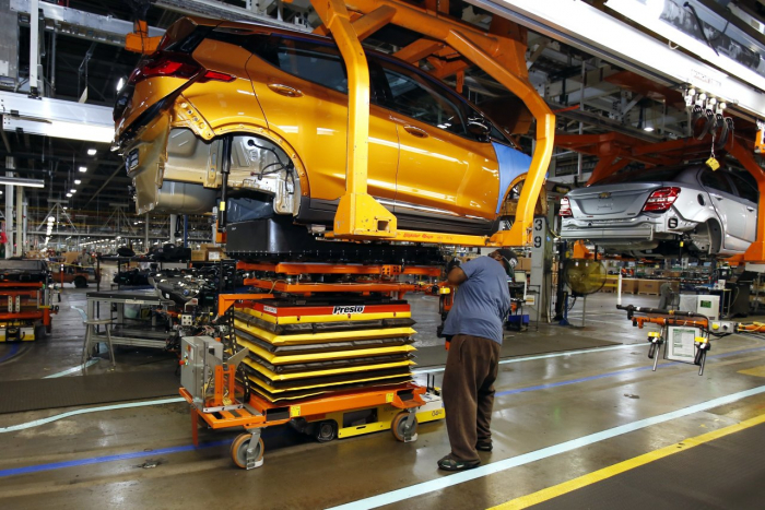 US issues USD1.7 billion in grants for electric vehicle manufacturing 