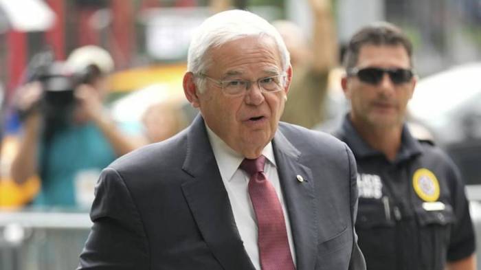Pro-Armenian US Senator Menendez submits resignation after corruption conviction 
