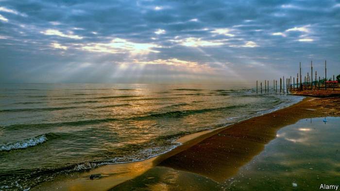  Ukrainian war and its destructive impact on the ecosystem of the Caspian Sea 