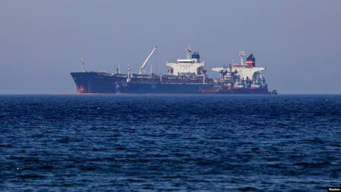 Iran seizes oil tanker for oil smuggling in Persian Gulf 