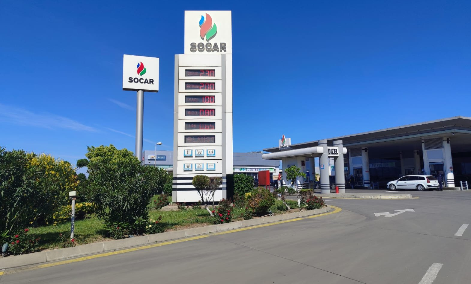 AI-92 gasoline, diesel prices raised in Azerbaijan