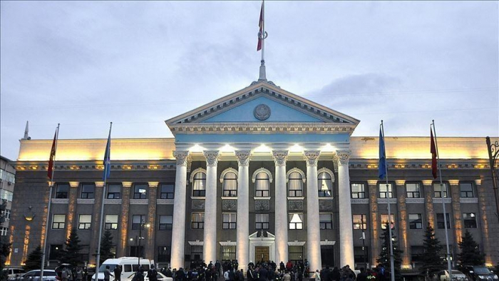 Kyrgyzstan thwarts coup attempt