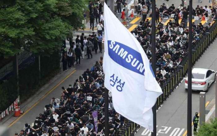 Samsung employees launch three-day general strike 