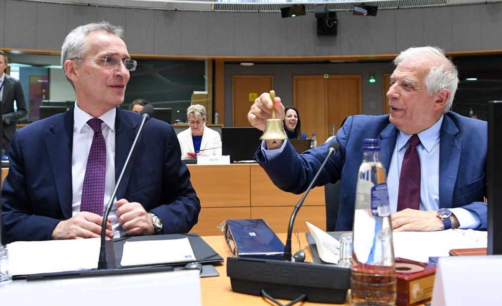  Europe vs. Russia:  Borrell and Stoltenberg unite NATO against the Kremlin
