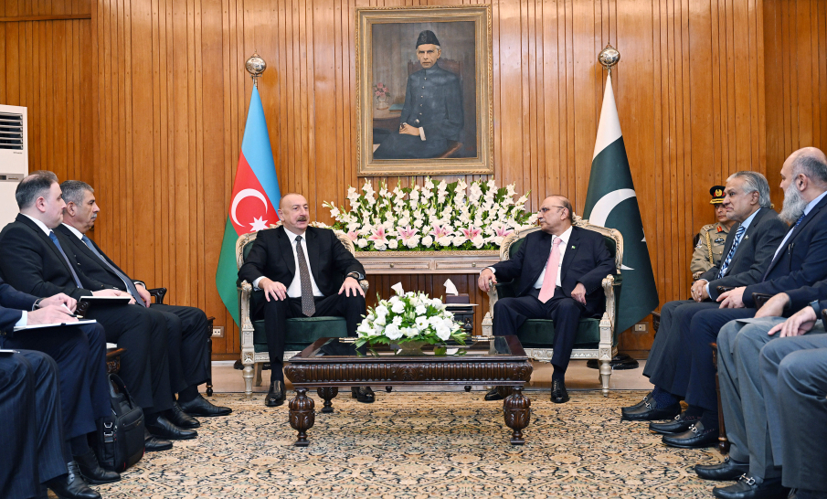 Azerbaijani, Pakistani presidents hail high level of political ties