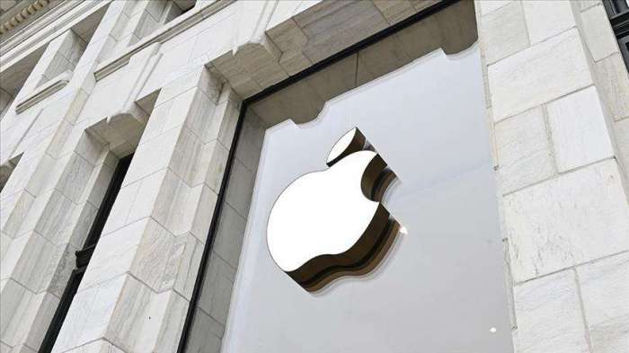 EU Commission makes Apple's commitments legally binding under antitrust rules