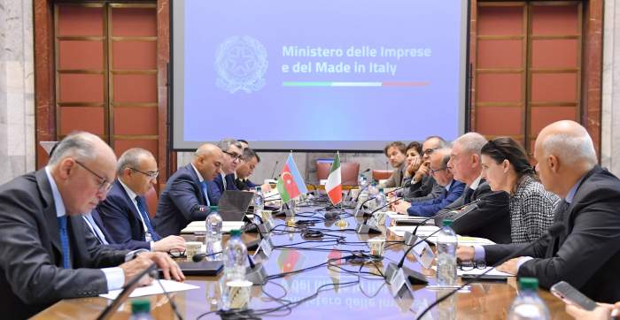 Azerbaijan, Italy mull implementing industrial, transport projects