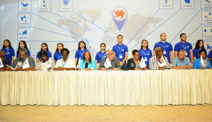 Declaration on establishment of International Liberation Front signed at Baku congress 