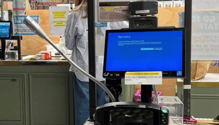 Airlines, media and banks hit by mass IT outage -  PHOTO - VIDEO  