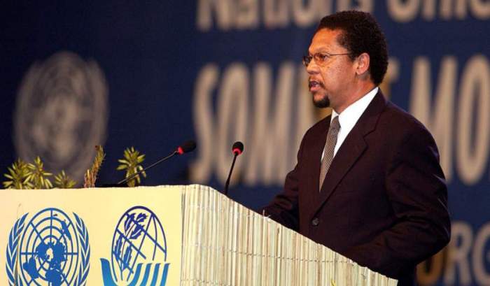 Int’l advisor hails Azerbaijan’s key role in supporting colonies struggling for independence 