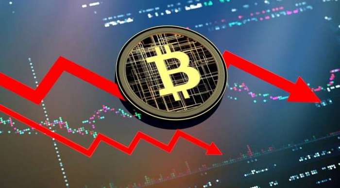 Bitcoin slides amid concerns about sales from Mt. Gox 