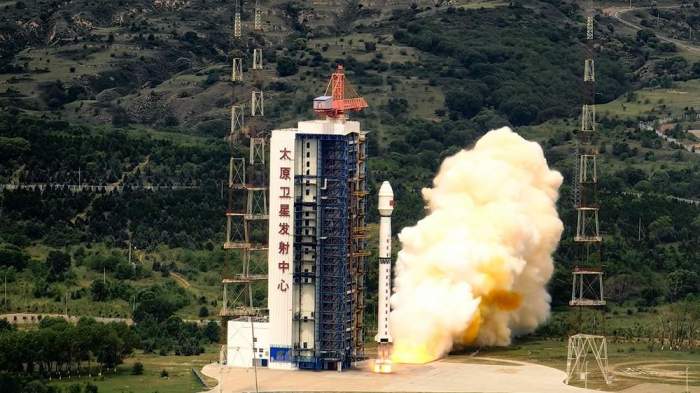 China launches new observation satellite for national defense