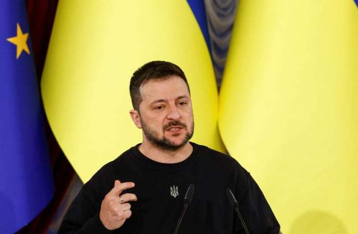 Ukrainian president condemns attempts to cut deals with Russia