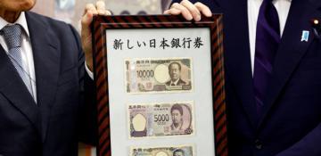 Japan presents new banknotes in decades