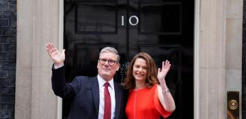 Labour's Keir Starmer becomes UK's new prime minister