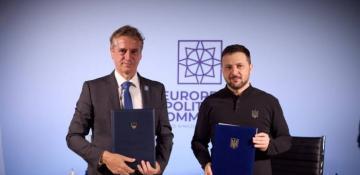 Ukraine inks security agreements with Czech Republic, Slovenia 