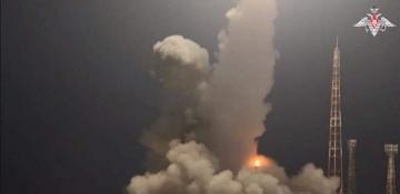 Russia conducts military exercises with Yars ICBM launchers