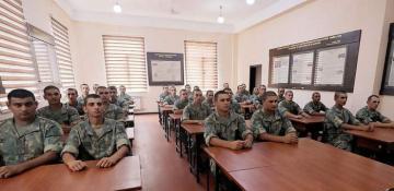 Azerbaijan keeps training of young soldiers in spotlight