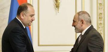 Armenian PM, Georgian Defense Minister mull regional security 
