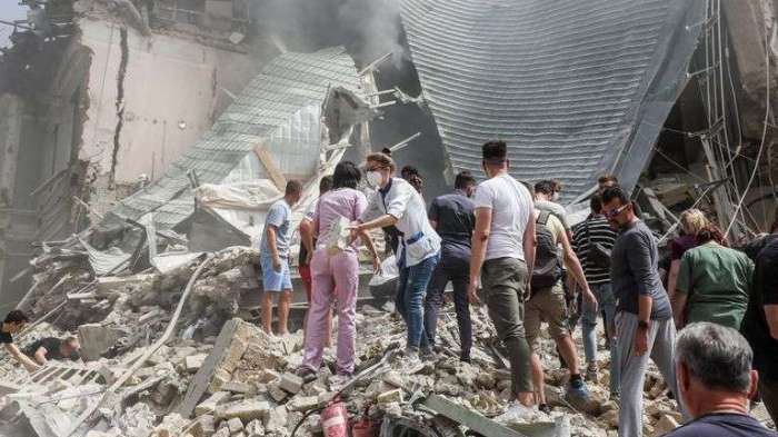 Russian bombardment hits children hospital in Kyiv, killing at least 29