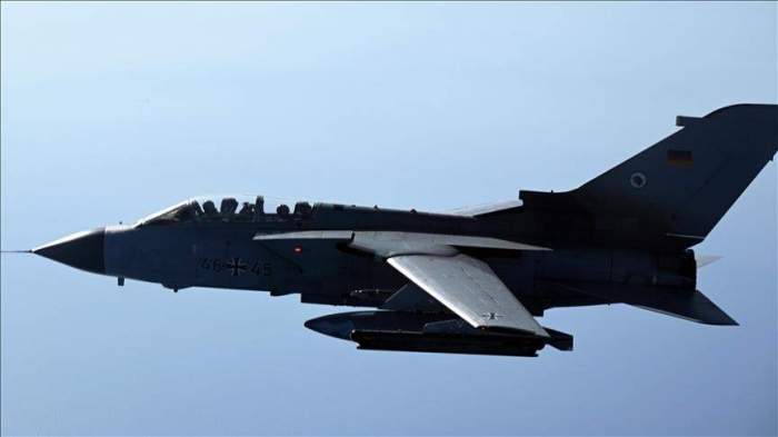 Italian air forces jet crashes in Australia 