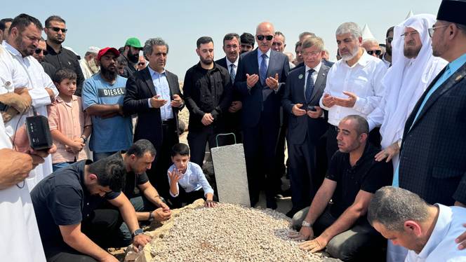 Hamas leader Haniyeh laid to rest in Qatar