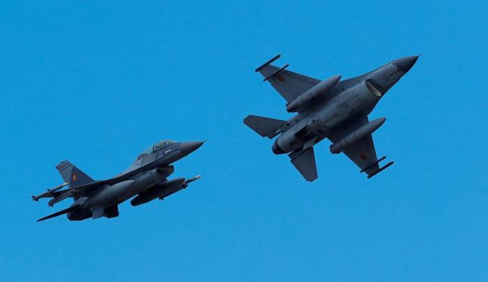Zelensky confirms arrival of first F-16 fighter jets to Ukraine 