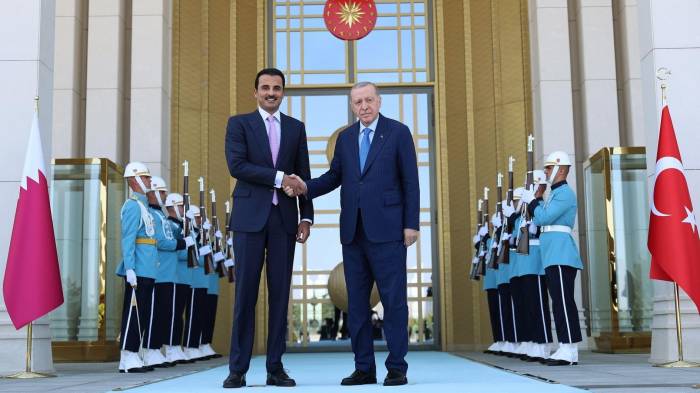 Turkish president, Qatar’s emir discuss regional tensions 