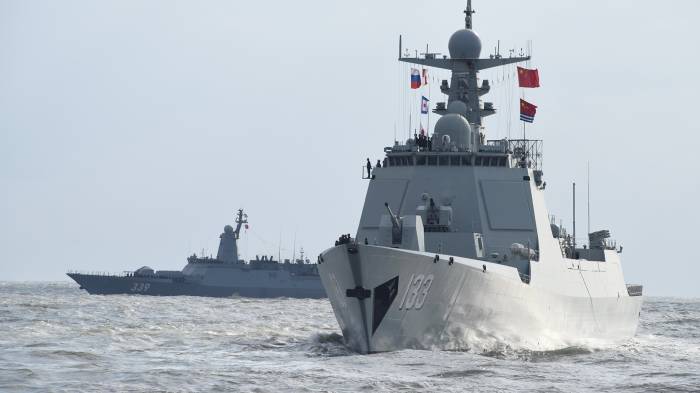 Russian and Chinese warships are approaching Alaska 
