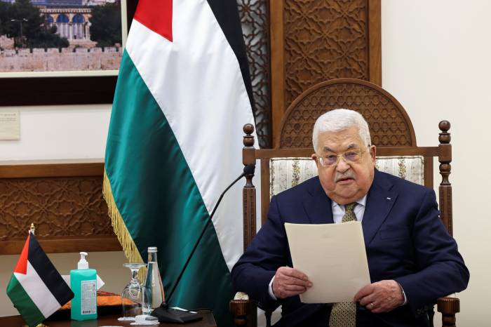 US officials often contact Palestinian authorities, Abbas says 