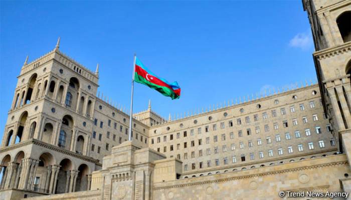 Azerbaijani national anthem performed in sign language 