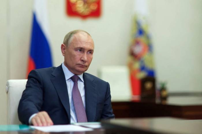 Kremlin aims to downplay Ukraine's incursion 