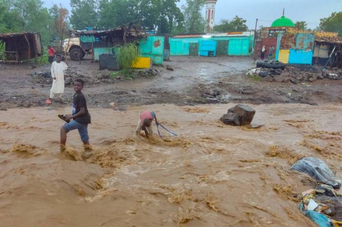 Cholera spreads as Sudan grapples with rains and displacement 