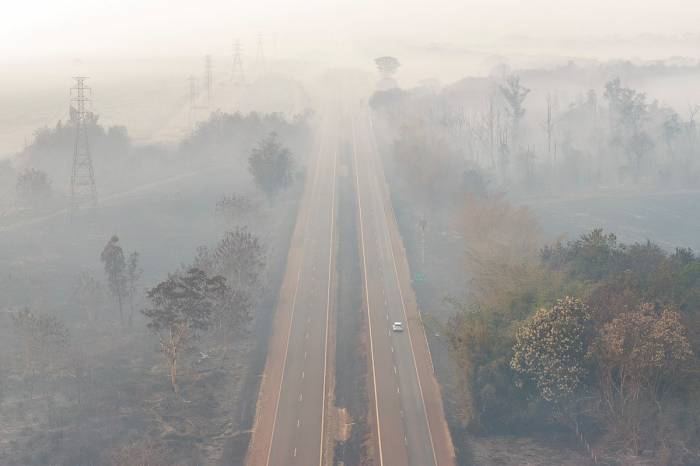 Wildfires affecting 30 cities in Brazil's Sao Paulo state, leave 2 dead 