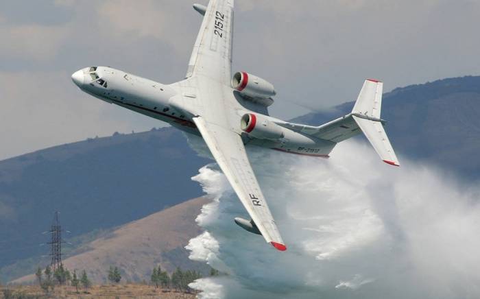 Azerbaijan’s amphibious aircraft continues efforts to battle forest fires Türkiye –  VIDEO 