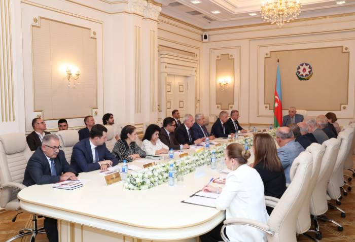 Azerbaijan’s Central Election Commission convenes for another meeting 