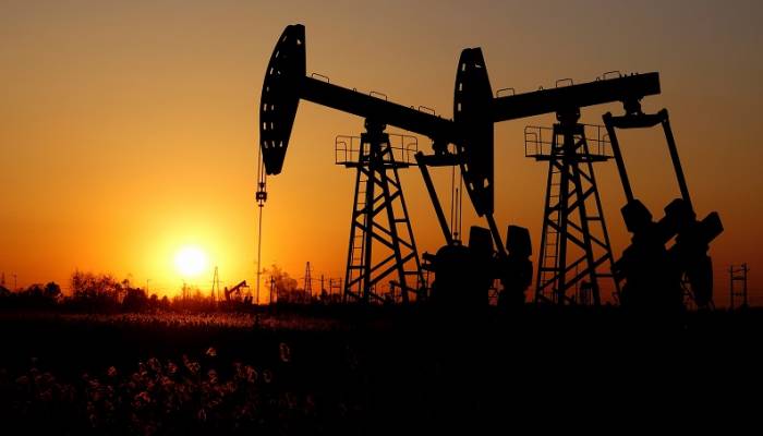 Oil prices remain below $80 amid supply concerns 