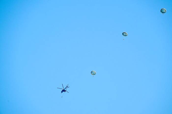 Azerbaijan Air Force conducts airborne, parachute jump drills –  VIDEO 