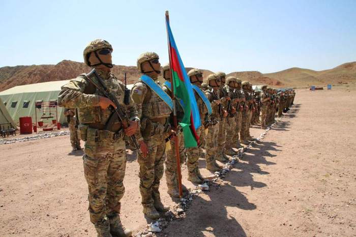 News about - Azerbaijani Chief of General Staff observes tactical phase of Altyn Kyran - 2024 exercise 