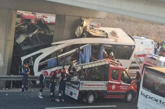 11 killed as Passenger bus hits bridge in Türkiye