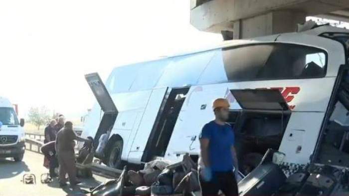 2024/08/66b5a-1723182958.jpg + 11 killed as Passenger bus hits bridge in Türkiye News about - 11 killed as Passenger bus hits bridge in Türkiye