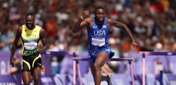 World Champion Grant Holloway sets fastest time in men's 110m hurdles