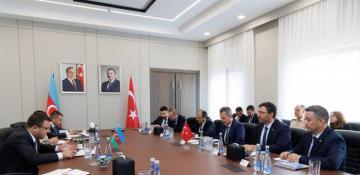 Azerbaijan, Türkiye explore opportunities for military-technical cooperation