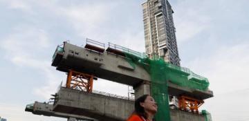 Political turmoil threatens prospects of Thailand's floundering economy 