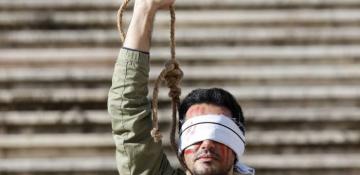 Iran executes eight more prisoners 