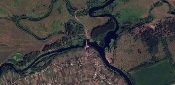 Russia claims Ukraine struck third bridge over Seym River in Kursk 