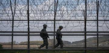N. Korean soldier defects to the South amid tensions over propaganda campaign 