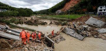 Typhoon-triggered heavy rains kill at least 50 in central China 